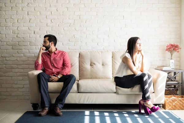 Man en vrouw na ruzie — Stockfoto