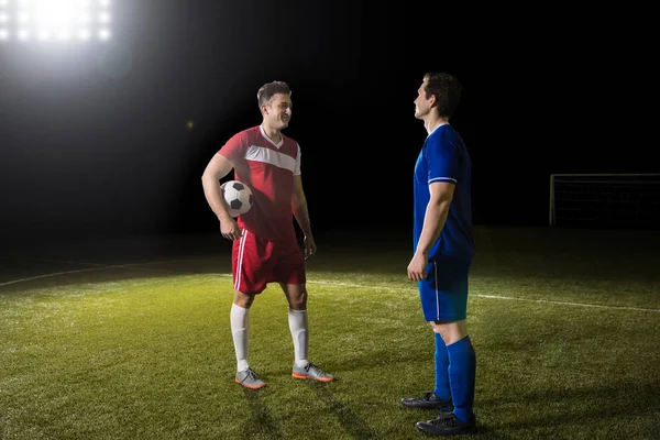 Two Footballers Talking Each Other World Cup Game Stadium — Stock Photo, Image