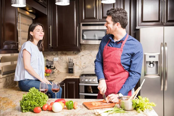 Handsome Young Guy Apron Making Healthy Food His Girlfriend Sitting — Stock Photo, Image