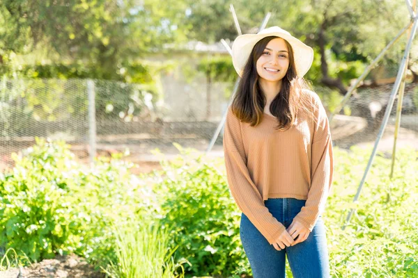 Smiling Young Farmer Standing Vegetable Garden Summer — Stock Photo, Image