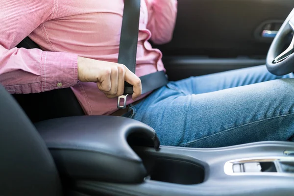 Midsection Man Fastening Seatbelt While Sitting Car — Stock Photo, Image