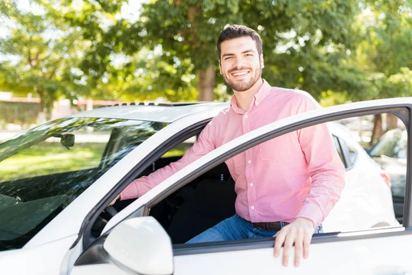 Handsome Latin Man Casuals Opening Door New Car — Stock Photo, Image