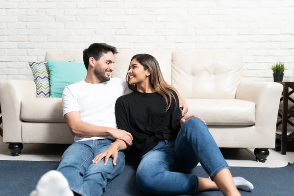 Happy Hispanic Boyfriend Girlfriend Casuals Relaxing Sofa Living Room — Stock Photo, Image