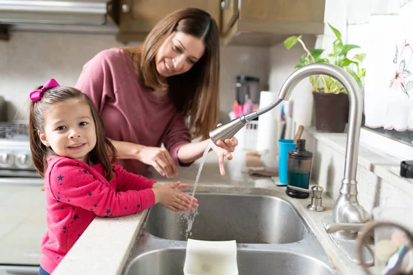 Portrait Beautiful Little Girl Washing Her Hands Kitchen Sink Home — Stock Photo, Image