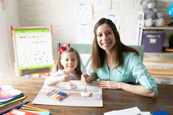 Portrait Caucasian Mother Daughter Having Fun Together Painting Plaster Figures — Stock Photo, Image