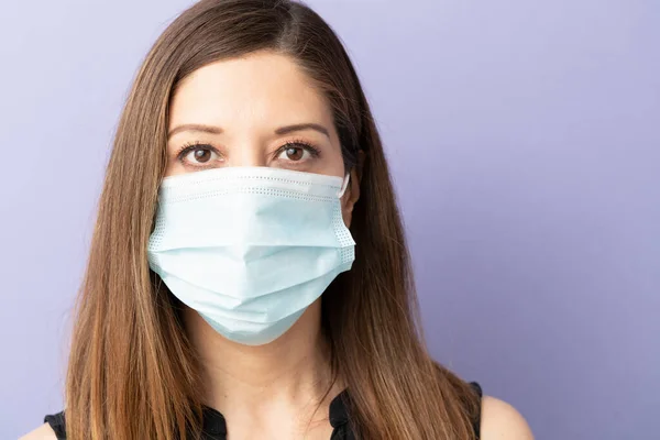 Closeup Woman Her 40S Wearing Face Mask Covid19 Coronavirus Pandemic — Stock Photo, Image