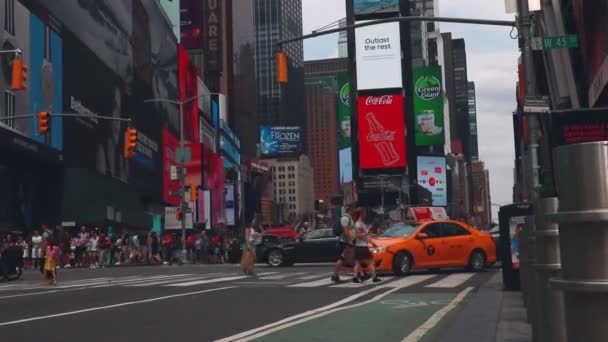 New York City Usa Settembre 2018 Traffico Times Sqaure New — Video Stock