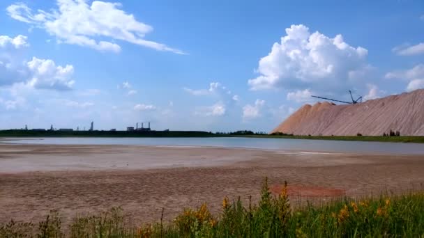 Terytorium Lub Terrikonik Wysypisko Sztuczny Nasyp Skał Odpadowych Wydobyty Podczas — Wideo stockowe