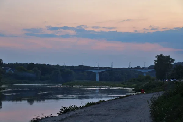 Kilátás Széles Neman Folyóra Hídon Túl Esténként — Stock Fotó