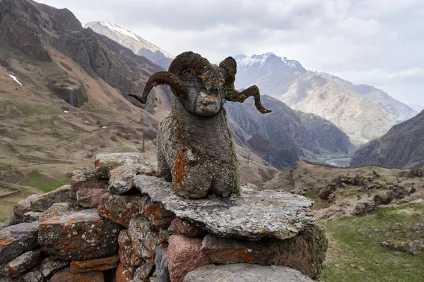 Tedo Pueblo Georgia Municipio Kazbegi Comunidad Stepantsminda Encuentra Valle Dariali — Foto de Stock