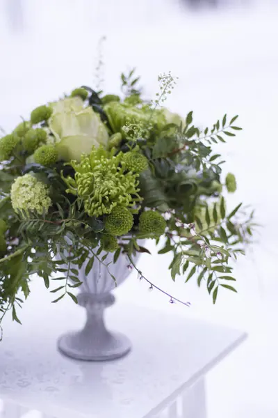 Flower Arrangement Table — Stock Photo, Image