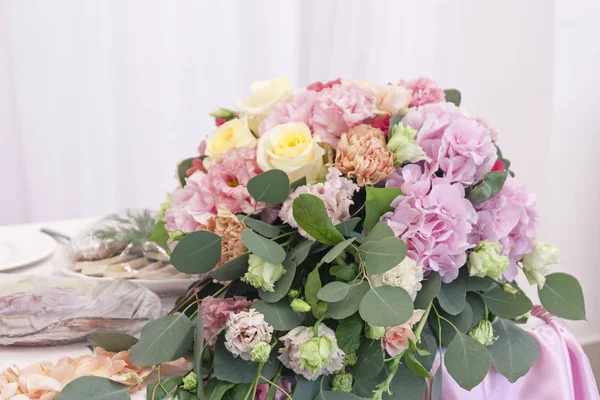 Beautiful Flowers Hall Wedding Day — Stock Photo, Image