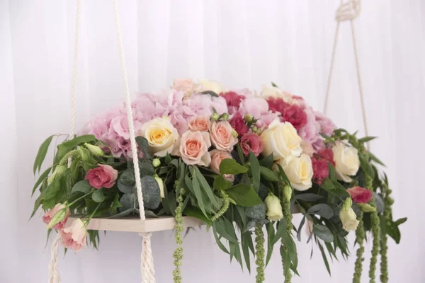 Bouquet Flowers Swing Wedding Day — Stock Photo, Image