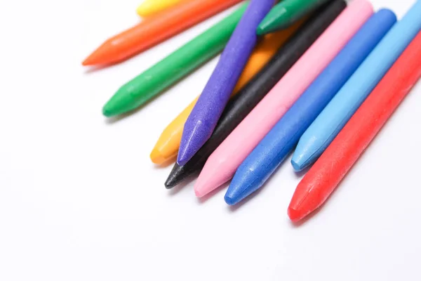 Balmumu renkli kalemler, yaratıcılık, çizim