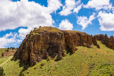 Wheeler kayalıklarla