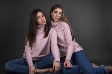 şık giysiler izole kız moda