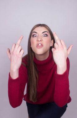 çok kızgın genç kız