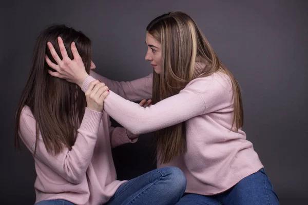 Freunde Wütend Mädchen Problem — Stockfoto