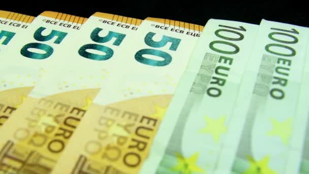 Peníze pěkně objednané eurobankovky stack bankovky — Stock video