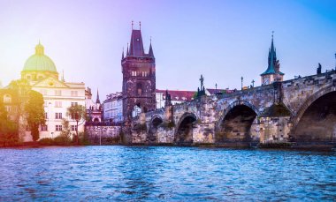 Prag Çek Cumhuriyeti 'nin başkentidir.