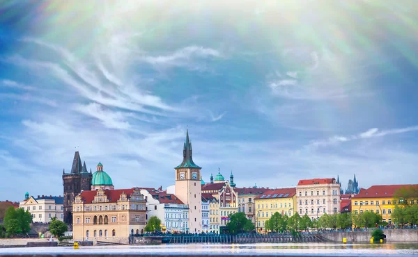 Praga é a capital da República Checa — Fotografia de Stock