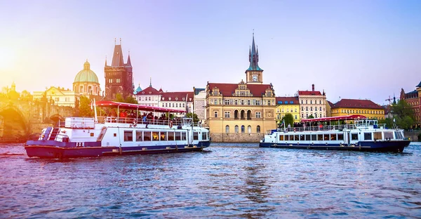 Prag Çek Cumhuriyeti 'nin başkentidir. — Stok fotoğraf