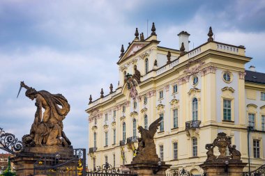 Prag Çek Cumhuriyeti 'nin başkentidir.