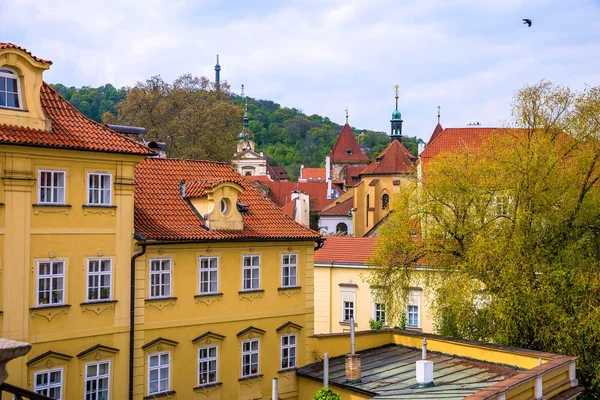 Prag Çek Cumhuriyeti 'nin başkentidir.