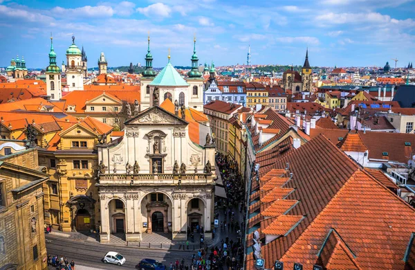 Prag Çek Cumhuriyeti 'nin başkentidir.