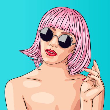 pembe peruk ve güneş gözlüğü giyen kadın