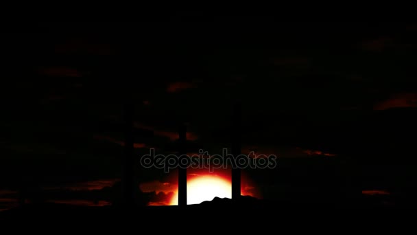 Cruces cristianas al amanecer — Vídeos de Stock