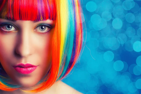 Woman wearing colorful wig — Stock Photo, Image