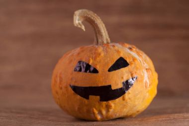 Halloween jack-o-lantern arka plan üzerinde