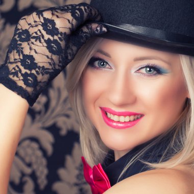 poz güzel kabare kadın 