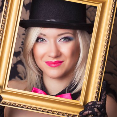 poz güzel kabare kadın 