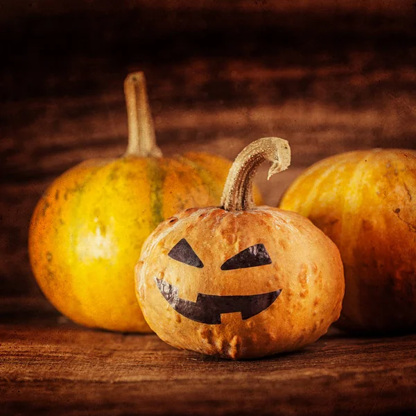 Halloween jack-o-lantern arka plan üzerinde