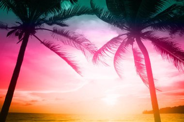 Tayland sahilinde gün batımı