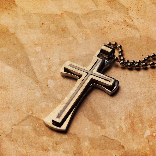 Closeup of silver Christian cross — Stock Photo, Image