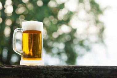 bir bardak hafif bira 