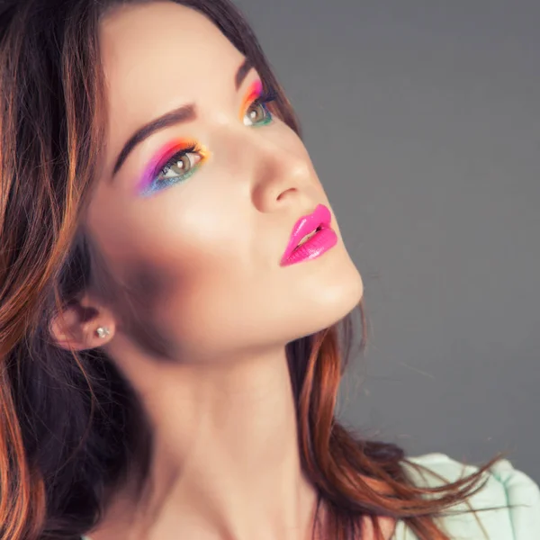 Beautiful Young Woman Vivid Makeup Stylish Hair — Stock Photo, Image
