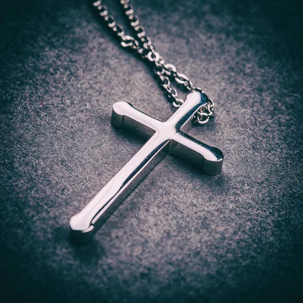 Silver Cross Gray Background Close View — Stock Photo, Image