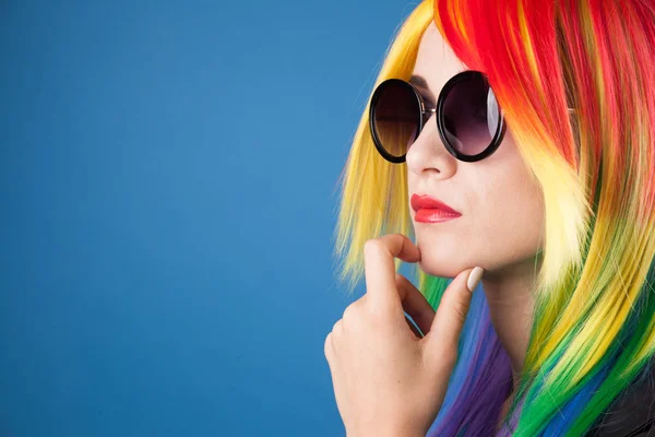 Beautiful Young Woman Wearing Color Wig Sunglasses Blue Background — Stock Photo, Image