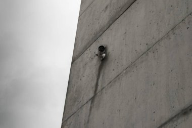 CCTV kamera beton duvar