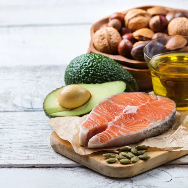 Sağlıklı yağ kaynakları yiyecek, hayat kavramı seçim