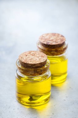 Güzellik ve kaplıca tedavisi için gerekli organik yağ