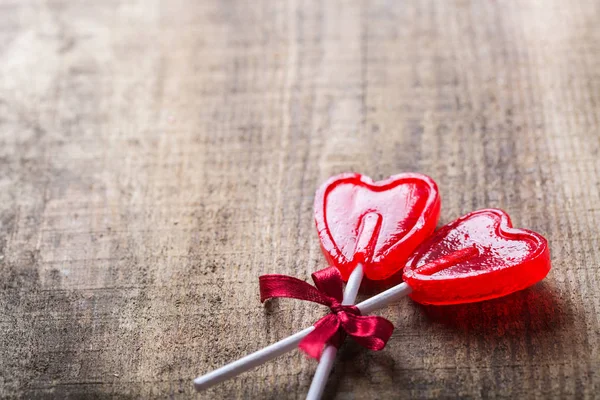 Candy lollipop w kształcie serca na Walentynki — Zdjęcie stockowe