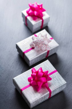 Sevgililer günü tatil aşk hediye kutuları arka plan