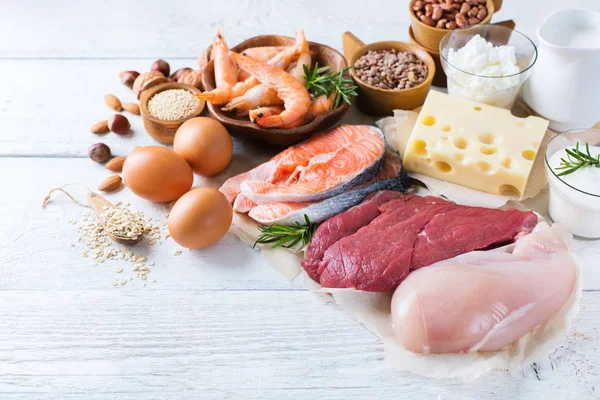 Surtido de fuente saludable de proteínas y alimentos para el culturismo — Foto de Stock
