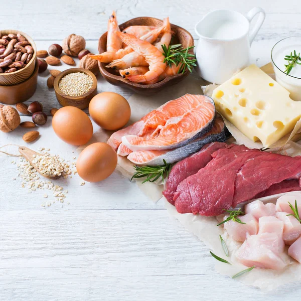 Surtido de fuente saludable de proteínas y alimentos para el culturismo — Foto de Stock