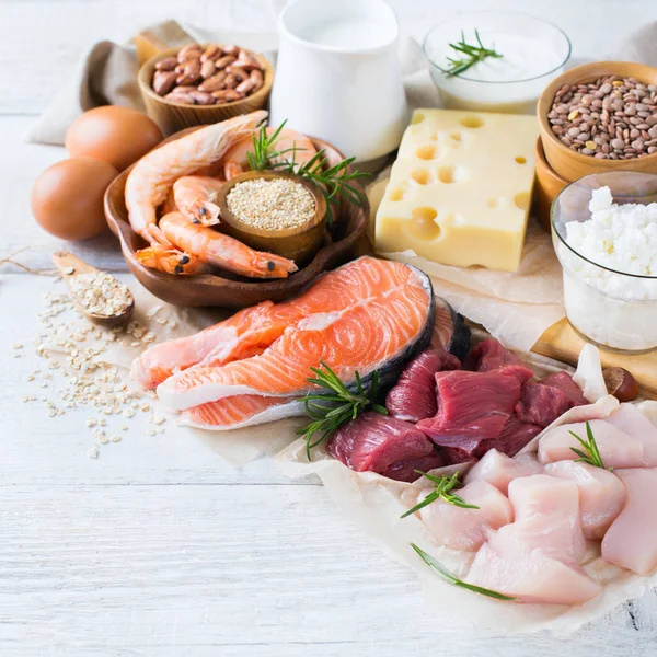 Sortimento de fonte de proteína saudável e alimentos musculação — Fotografia de Stock